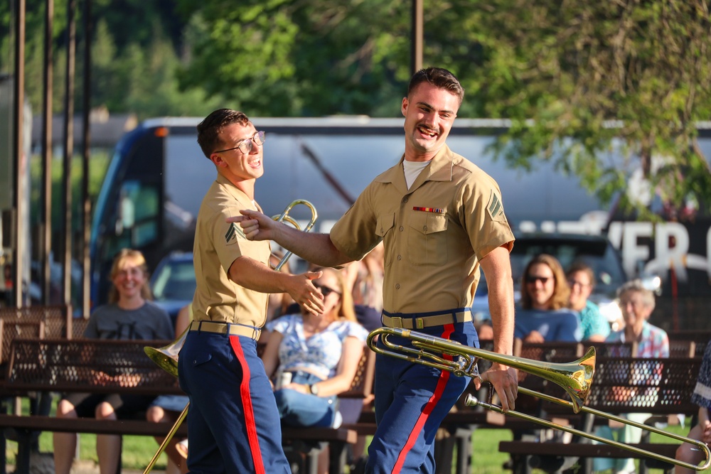 Marine Forces Reserve Band performs at Winona Steamboat Days