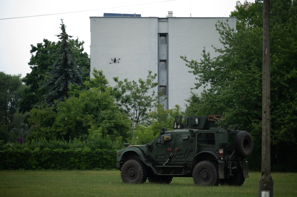 Battlefield Realities and Pace of Innovation at Center of NATO-Ukraine Defense Innovators Forum with the Defense Innovation Unit