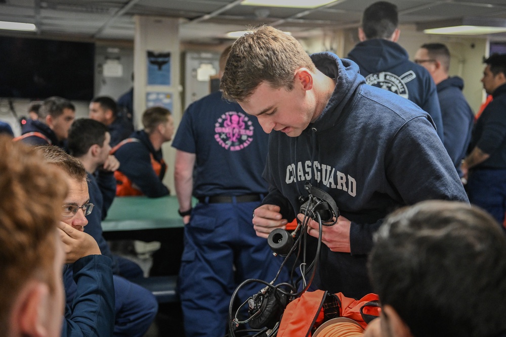 DVIDS - Images - USCGC Kimball (WMSL 756) Alaska Patrol 2024 [Image 8 ...