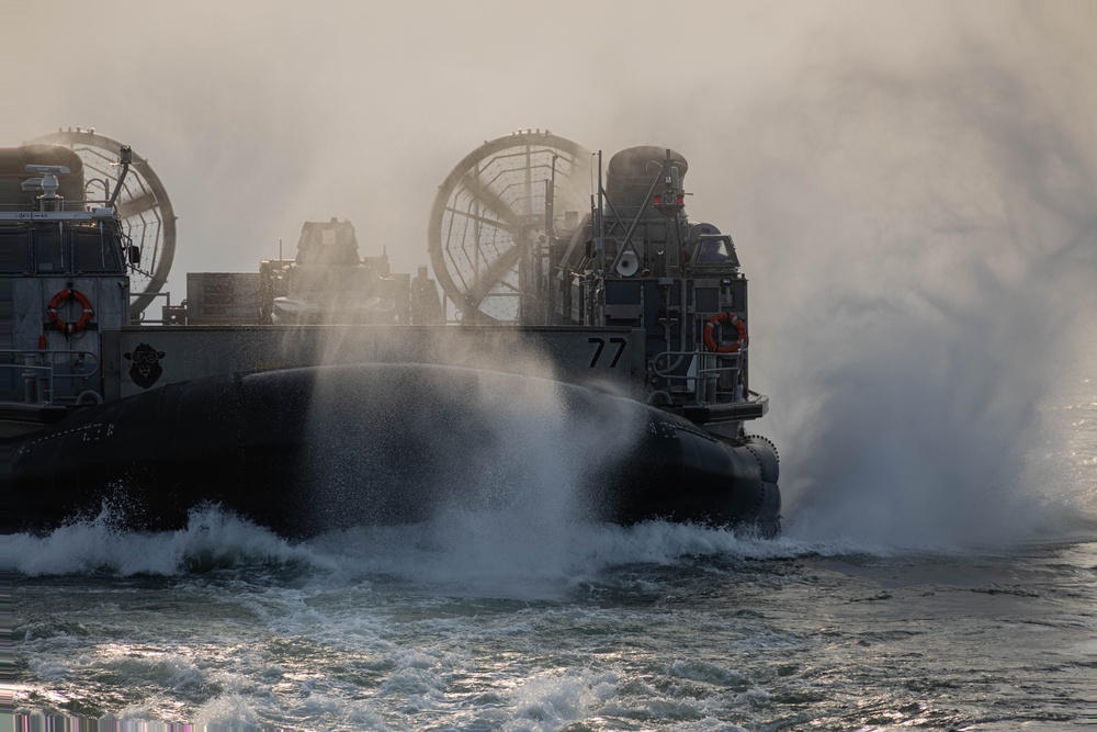 LCAC Operations During MDFW2024