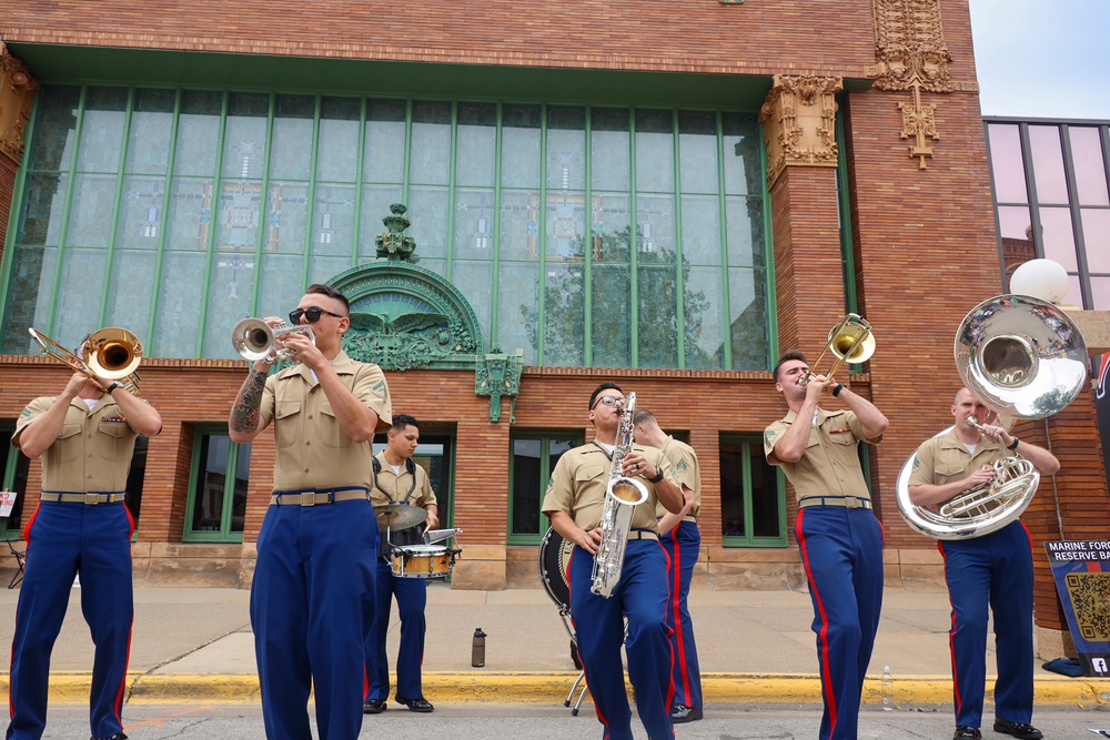 Marine Forces Reserve Band performs at Winona Steamboat Days