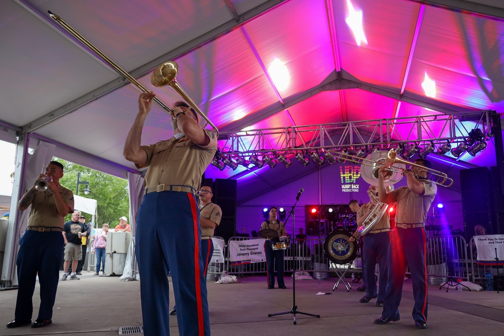 Marine Forces Reserve Band performs at Winona Steamboat Days