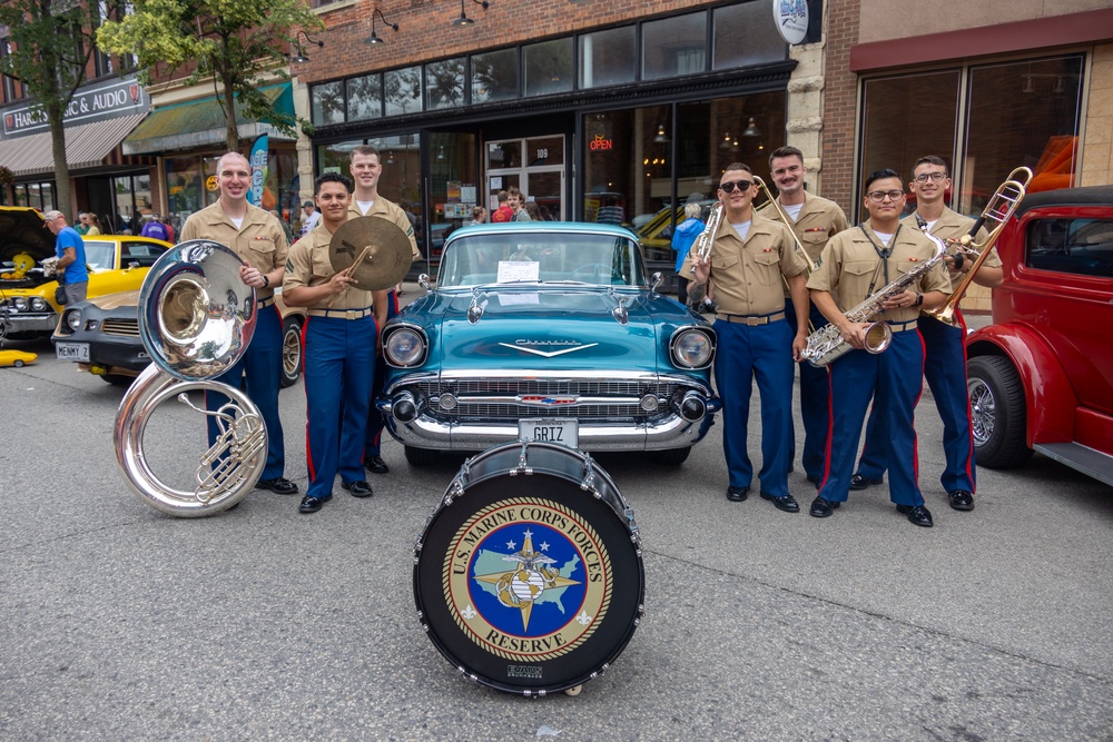 Marine Forces Reserve Band performs at Winona Steamboat Days