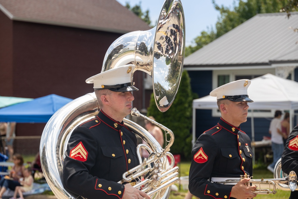 Marine Forces Reserve Band performs at Winona Steamboat Days