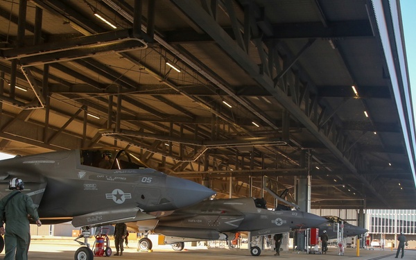 VMFA-214 Black Sheep return to Australia from MASA 24