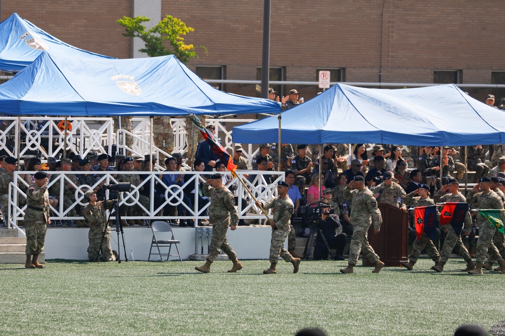 2nd Infantry Division/ROK-U.S. Combined Division Change of Command