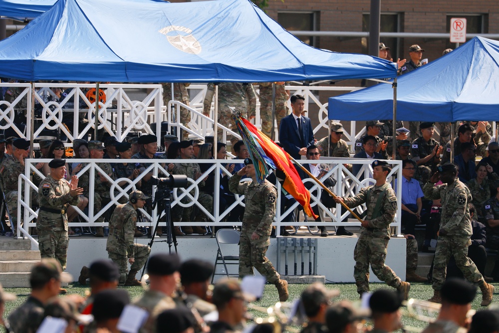 2nd Infantry Division/ROK-U.S. Combined Division Change of Command