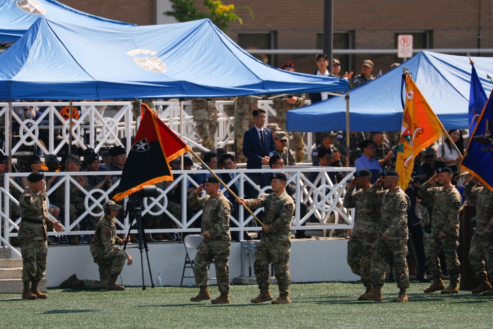 2nd Infantry Division/ROK-U.S. Combined Division Change of Command