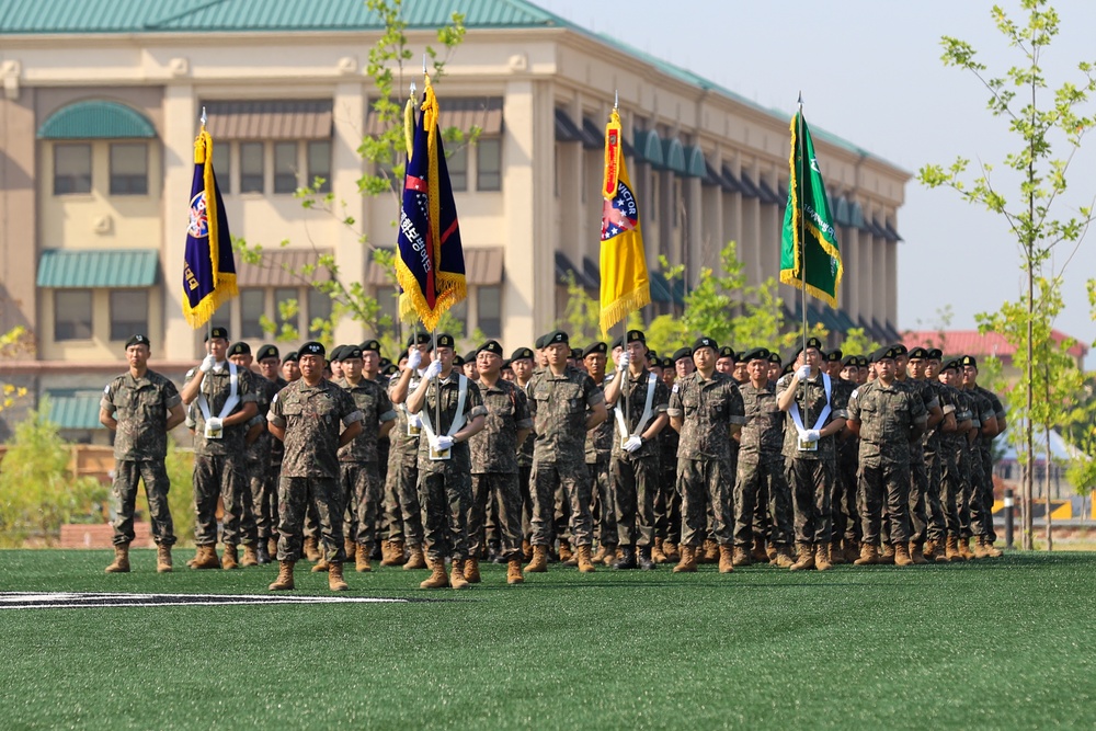 2nd Infantry Division/ROK-U.S. Combined Division Change of Command