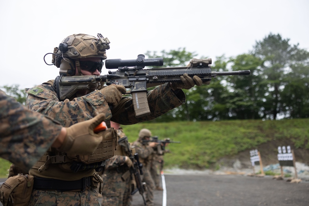  4th Marines Fire away on Unknown Distance and Short Bay Ranges During Fuji Viper 24.3   