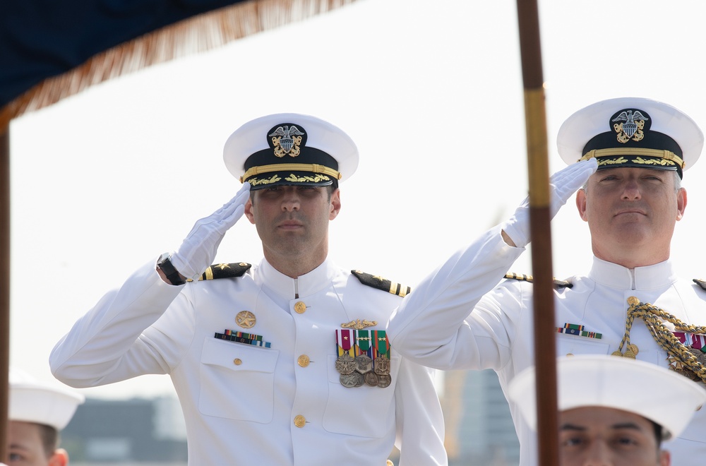 PCU Iowa (SSN 797) Change of Command