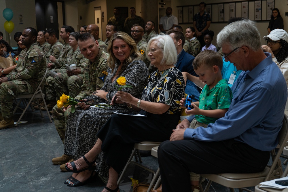 7th Mobile Public Affairs Detachment Conducts Change of Command Ceremony