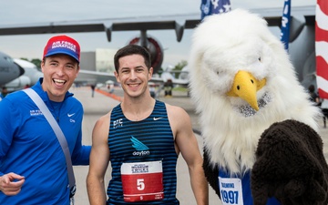 Air Force Marathon hold Museum Mile