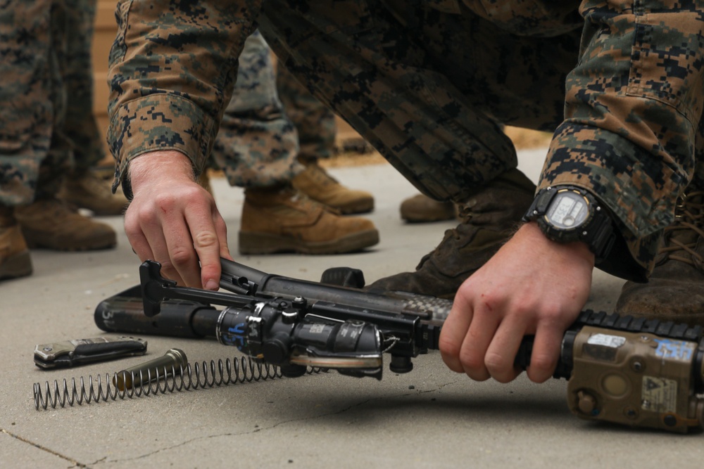 1st MARDIV Marines, Sailors compete in Corpsman Cup