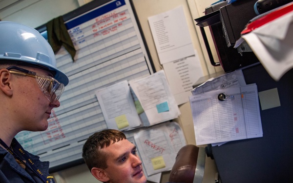 Sailors Plan Lagging