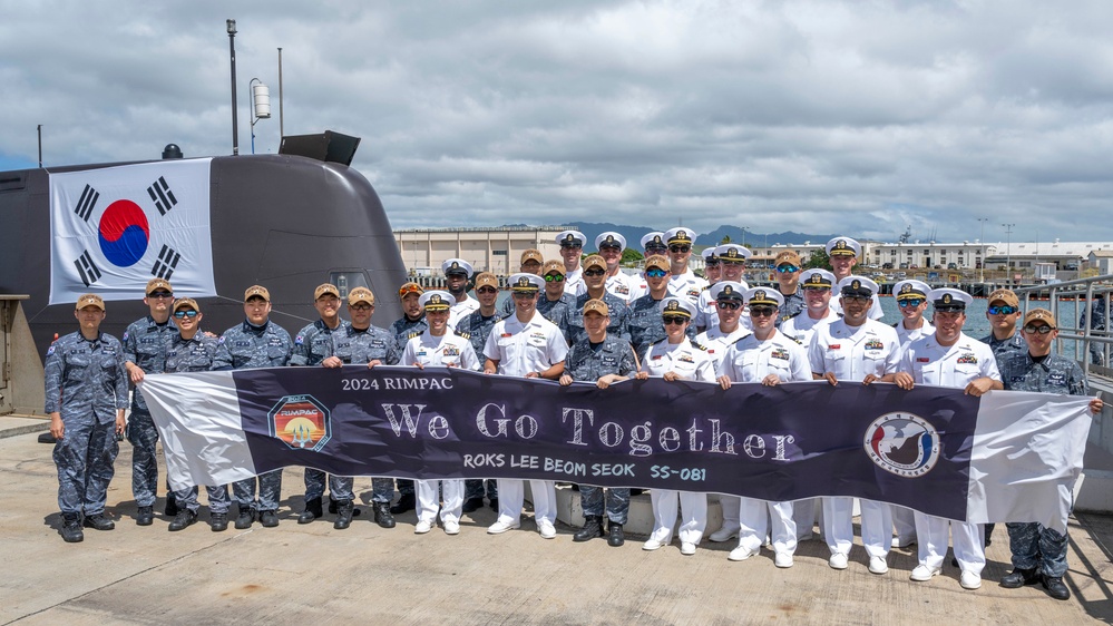 ROKS Lee Beom-seok (SS-081) arrives for RIMPAC 2024