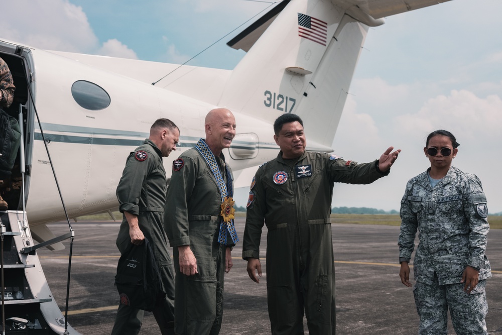 MASA 24: Brig. Gen. Brodie visits Basa Air Base