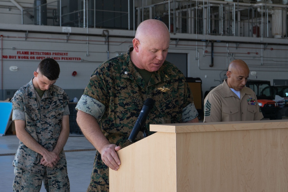 VMX-1 hosts change of command ceremony