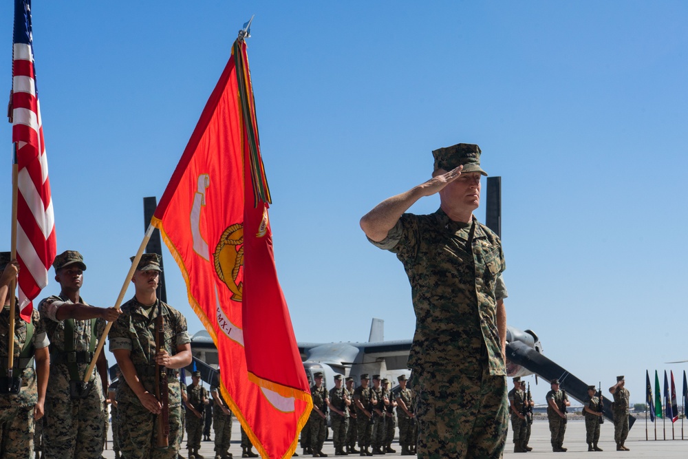 VMX-1 hosts change of command ceremony