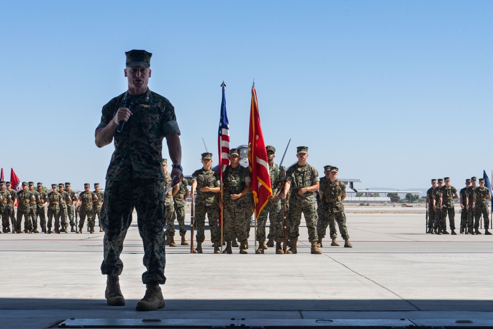 VMX-1 hosts change of command ceremony