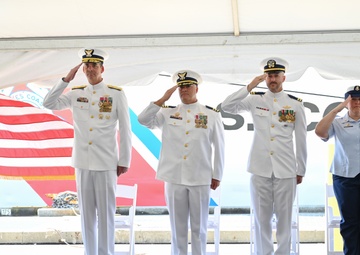U.S. Coast Guard Cutter Dauntless holds service recognition ceremony