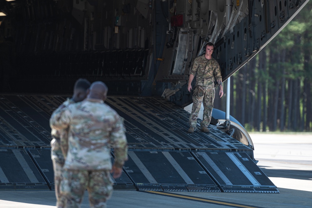 1050th Transportation Battalion Conducts Joint Operation With 437th Airlift Wing