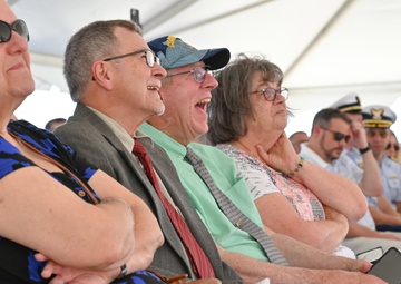 U.S. Coast Guard Cutter Dauntless holds service recognition ceremony