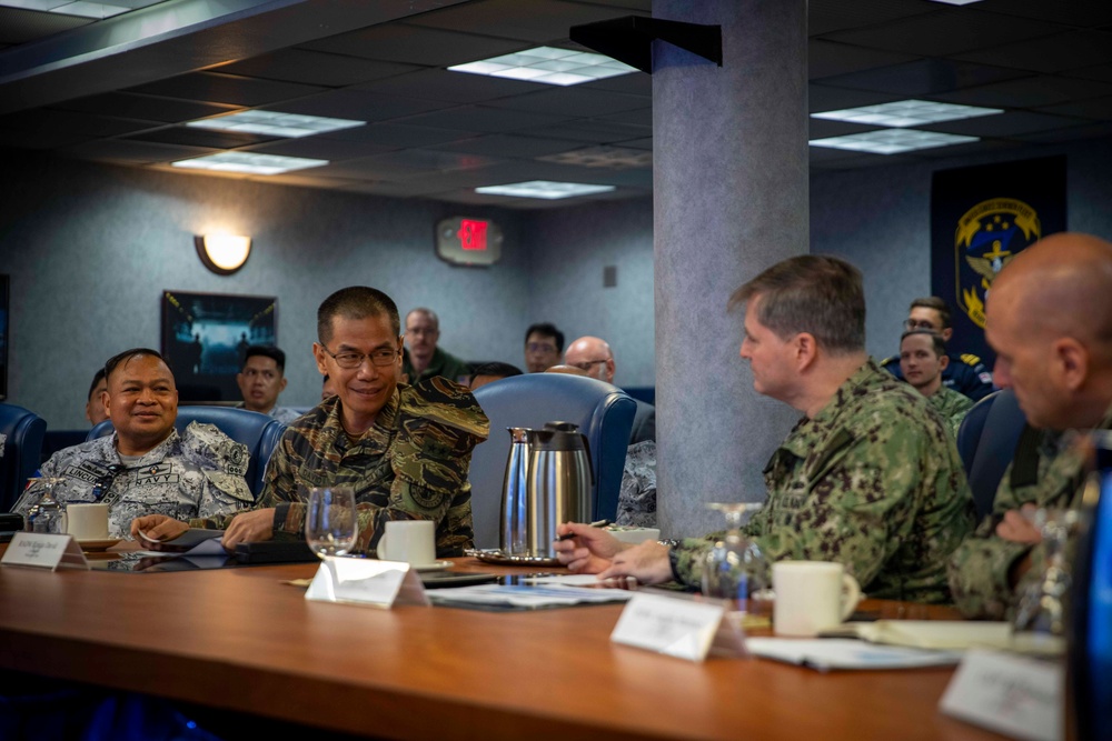 U.S. 7th Fleet – Philippine Navy Staff Talks