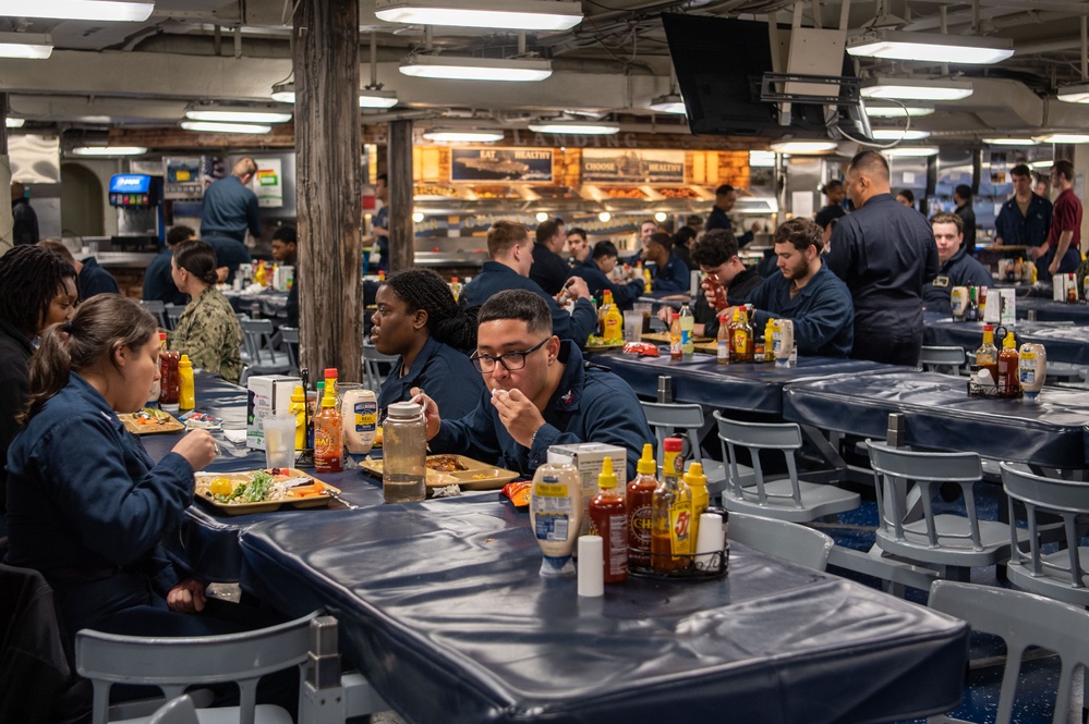 Sailors Eat food