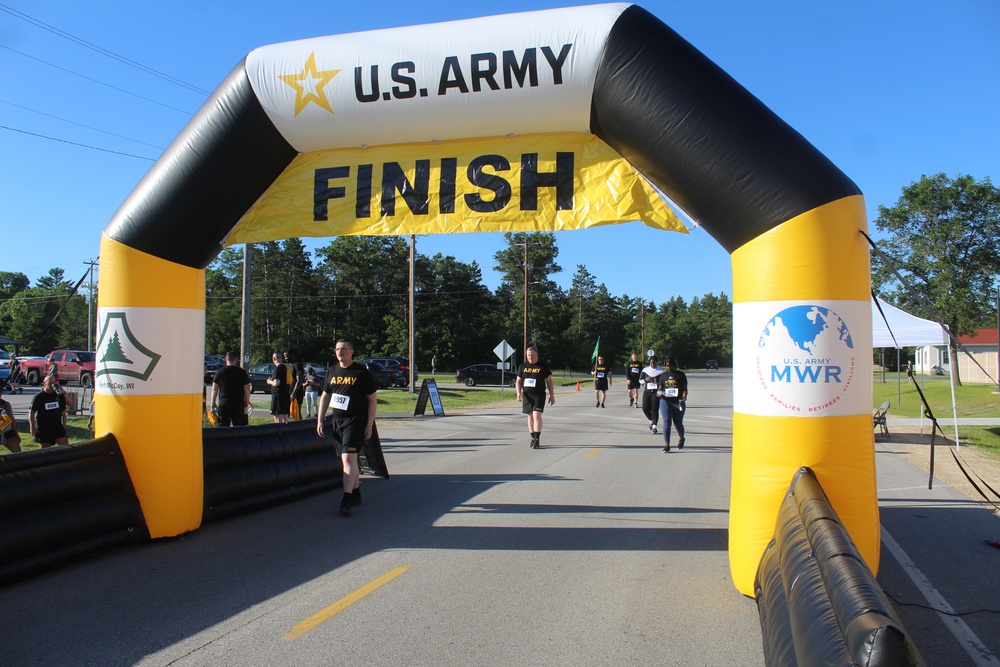 Commander’s 5k/2-Mile Run/Walk held during 2024 Fort McCoy Army Birthday Celebration