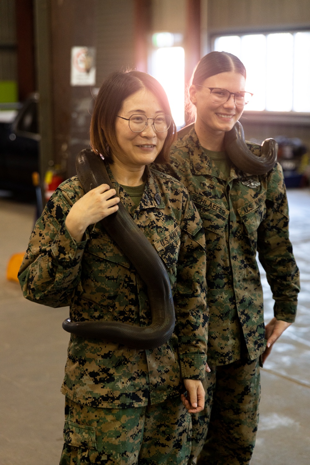 MRF-D 24.3: U.S. Sailors participate in snake handling course