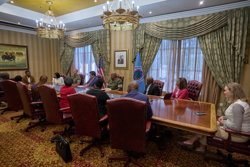 Gen. Langley speaks to YALI Alumni