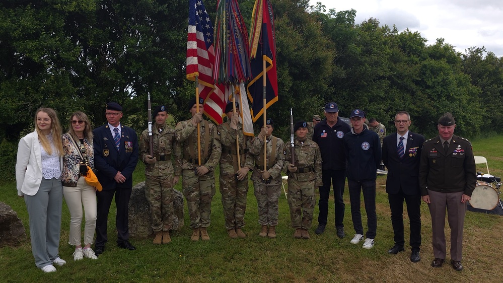 MG Ryan speaks at Hanger Ceremony