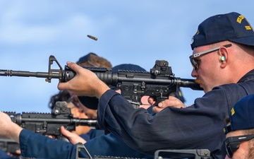 M4 Qualifications onboard USS Curtis Wilbur (DDG 54)