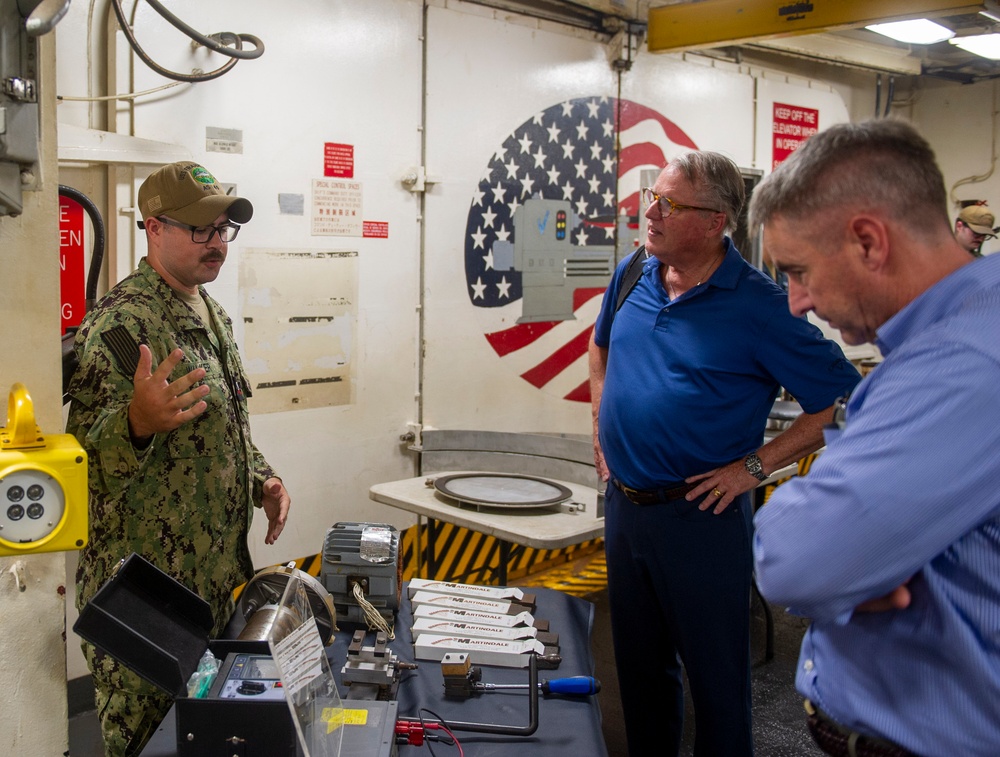 Military Sealift Command, Counsels visit USS Frank Cable (AS40)