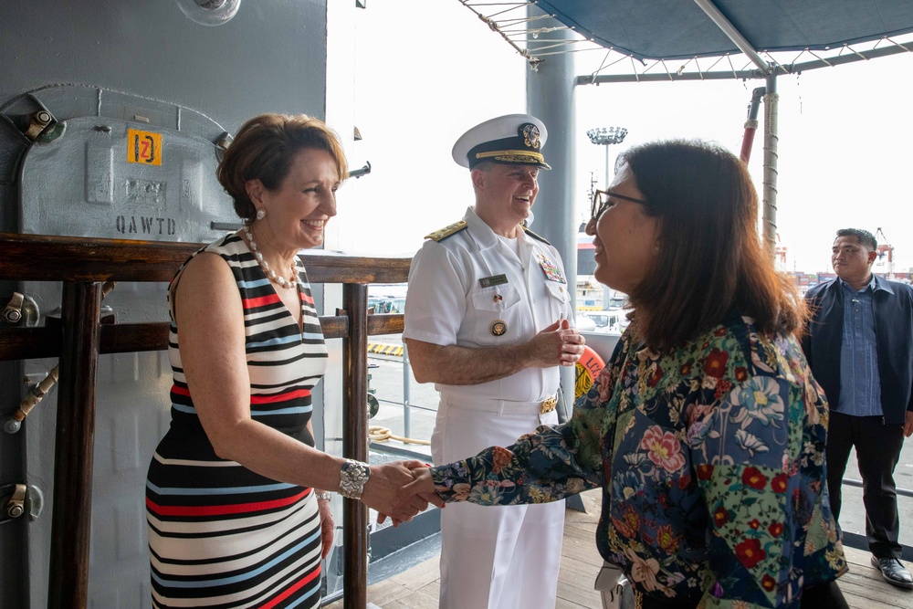 U.S. 7th Fleet, Blue Ridge Team Big Top Reception U.S. 7th Fleet, Blue Ridge Team Big Top Reception