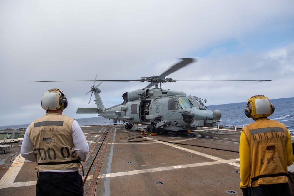 USS Kidd (DDG-100) Sailors Perform Flight Operation