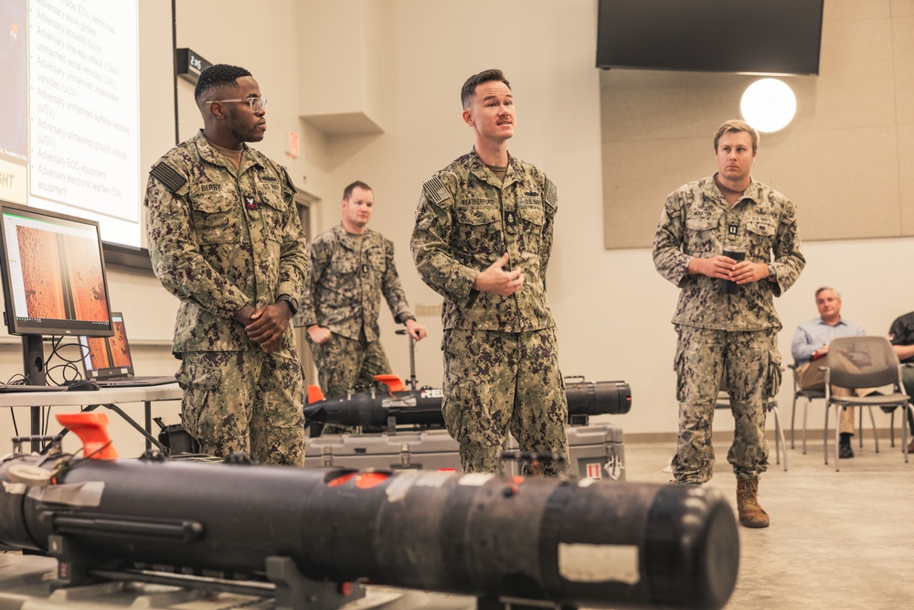 STAFDEL Engages with EOD Mobile Unit FIVE at Naval Base Guam