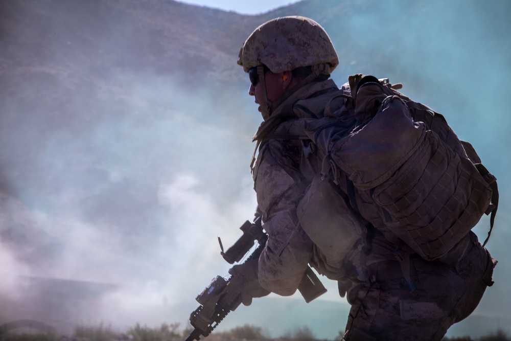 U.S. Reserve Marines with 3/25 execute range 400