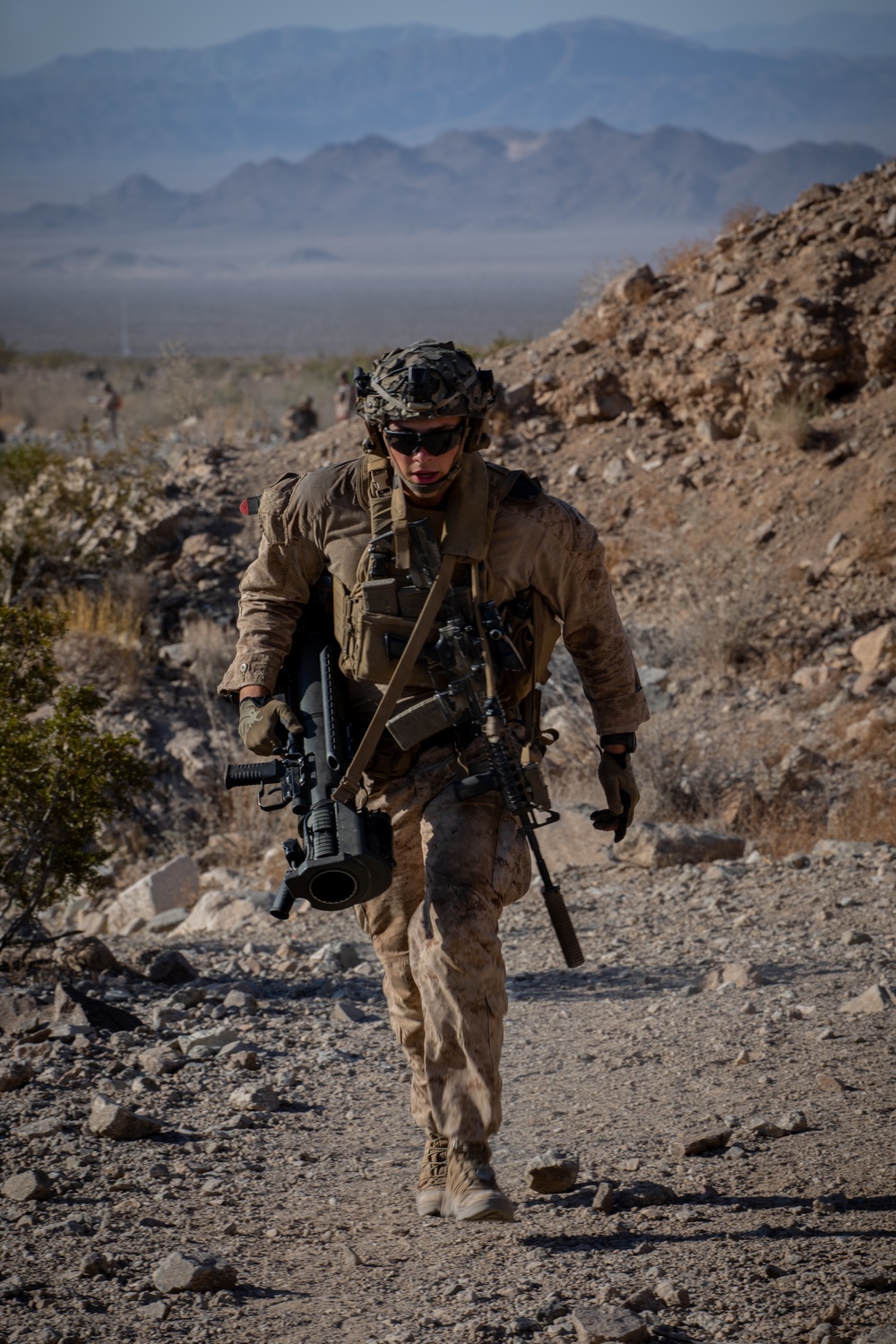 U.S. Reserve Marines with 3/25 execute range 400