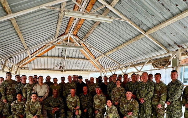 Gen. Langley Addresses Troops In Somalia