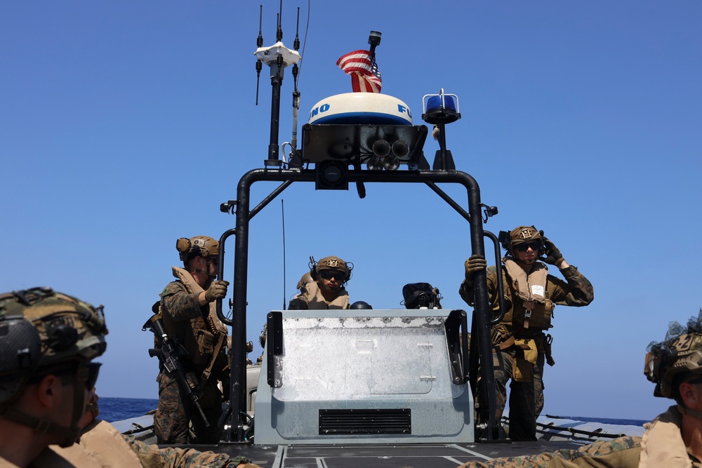 DVIDS - Images - BLT 1/8, 24th MEU (SOC) Small Boat Operations from USS ...