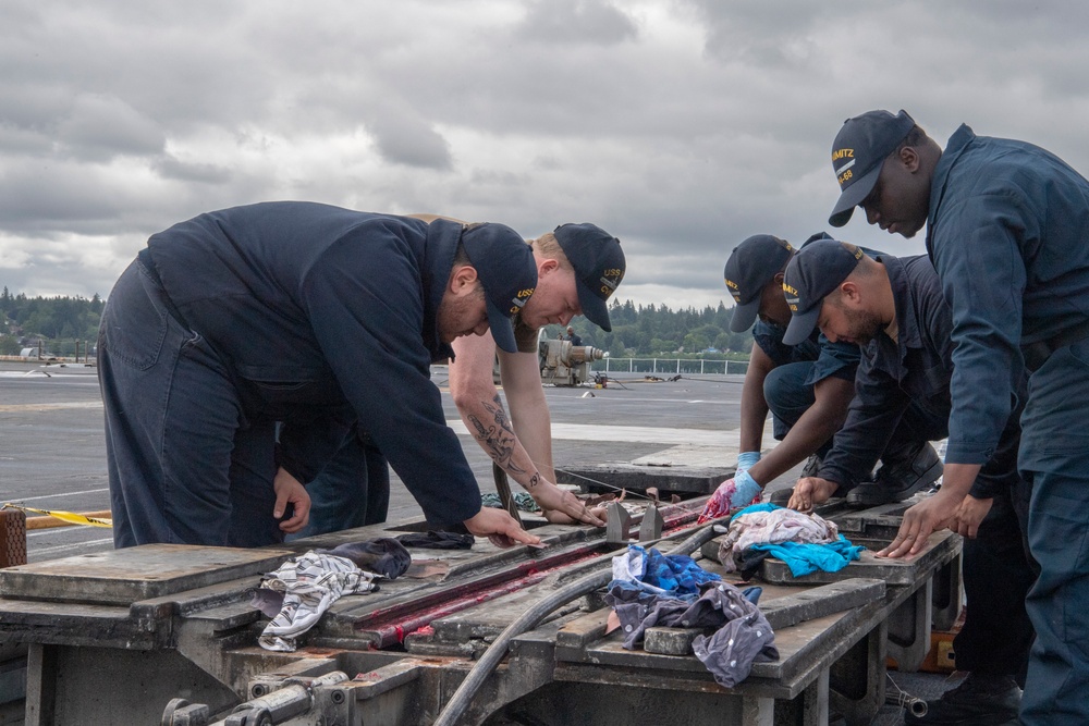 Sailors Conduct Corrosion Control