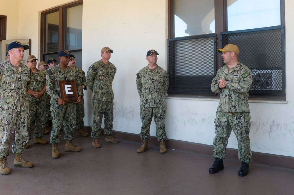 USS Gabrielle Giffords (LCS 10) Blue Crew Receives Battle E Award