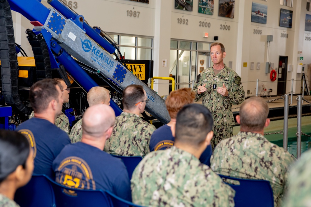 CNR Visits Undersea Rescue Command