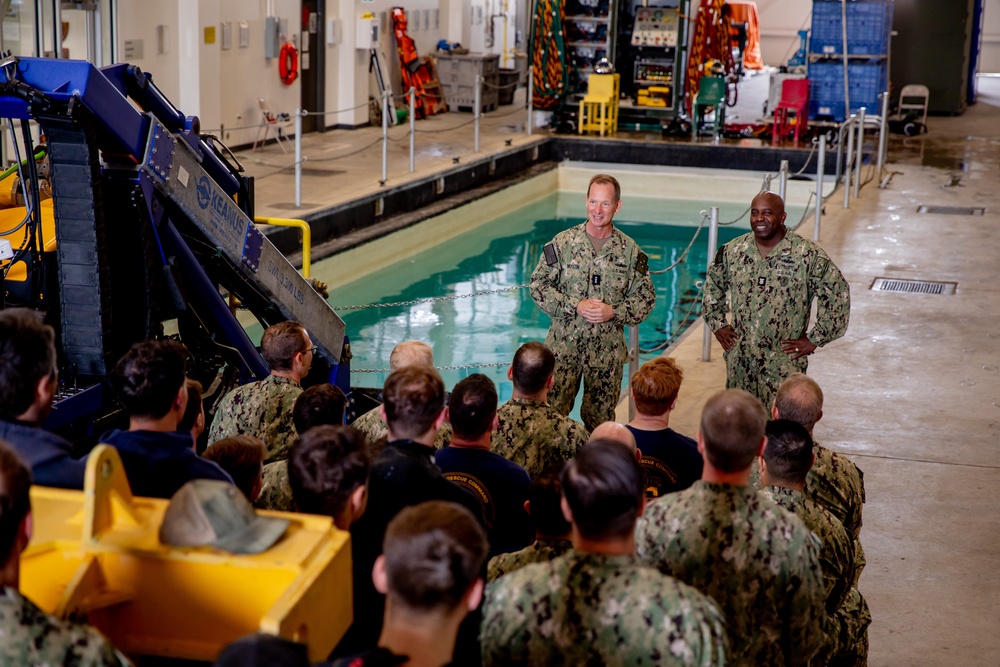 CNR Visits Undersea Rescue Command