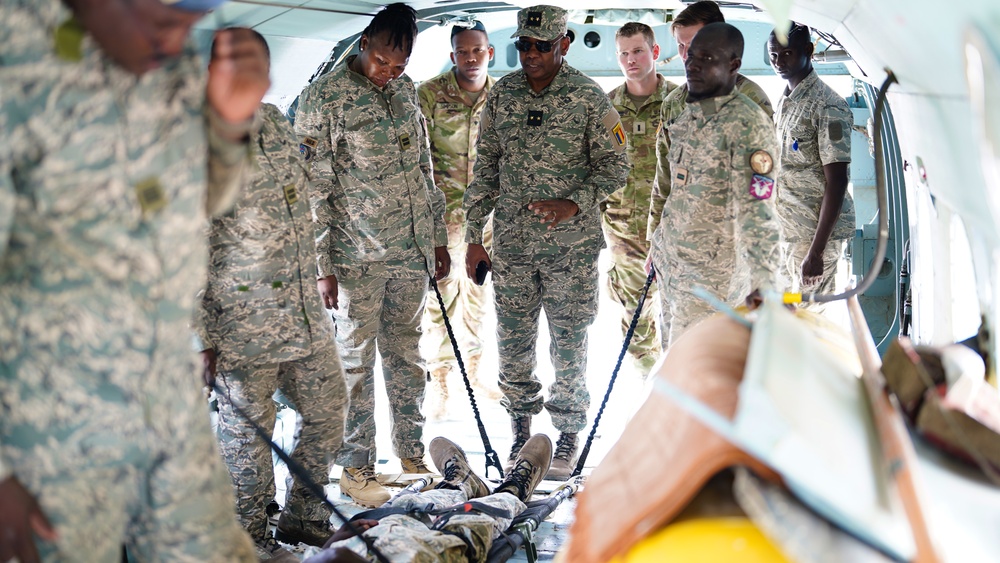 American and Chadian military emergency departments work together during medical exercise