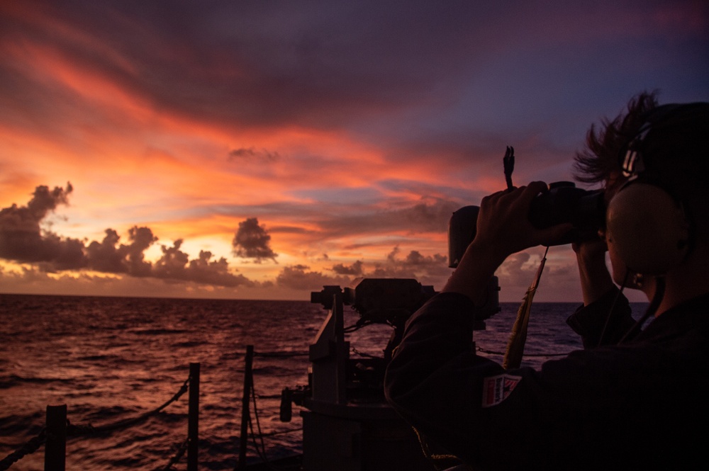 USS Ronald Reagan (CVN 76) Sailors stand lookout watch