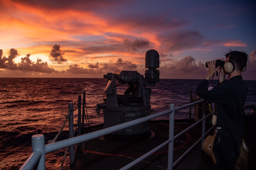 USS Ronald Reagan (CVN 76) Sailors stand lookout watch