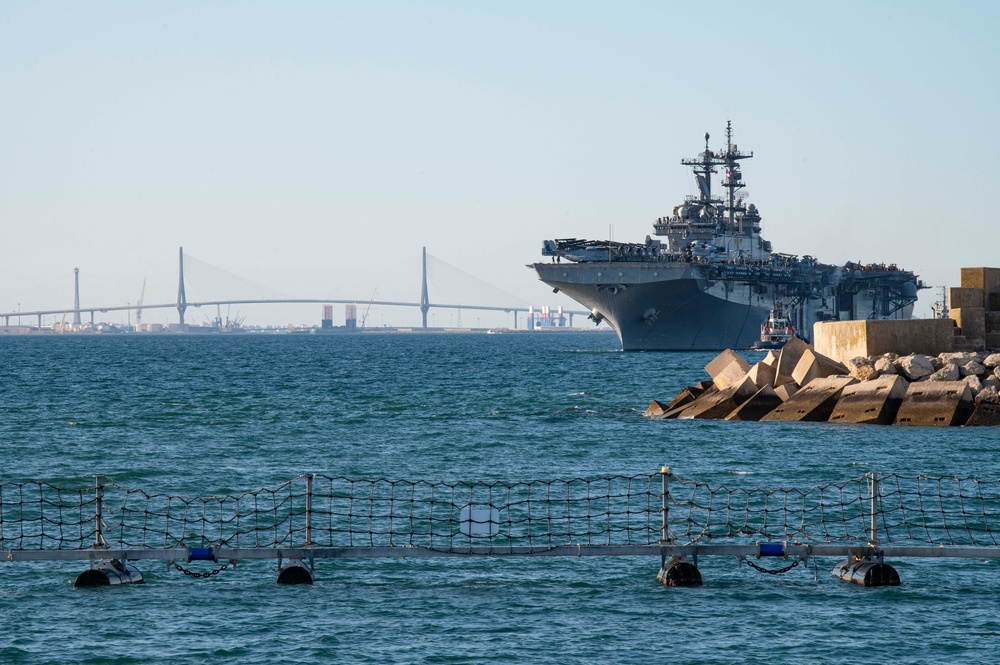 USS Wasp Arrives at NAVSTA Rota